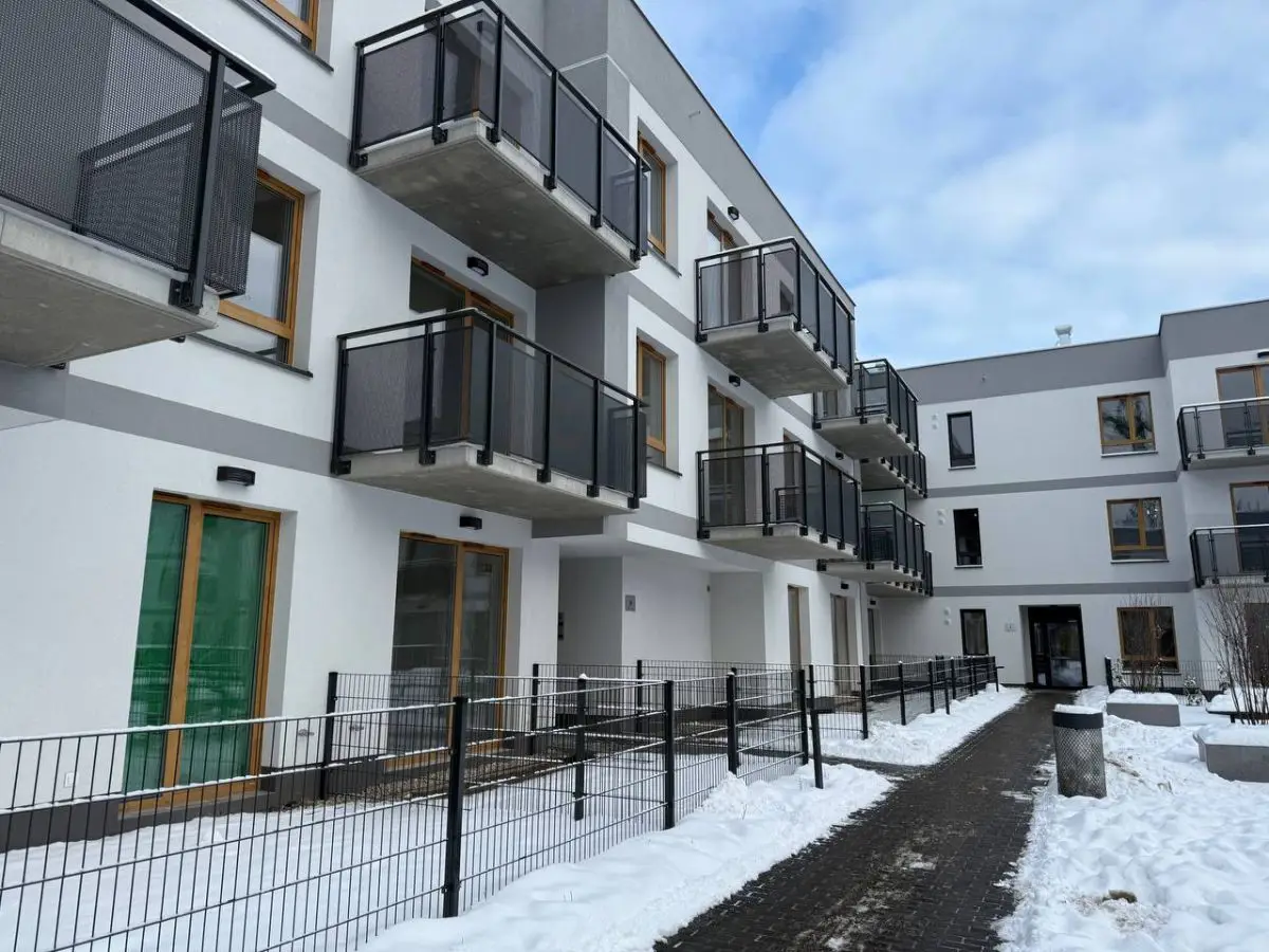 4 pokoje w stanie deweloperskim, ogródek 82,38 m²