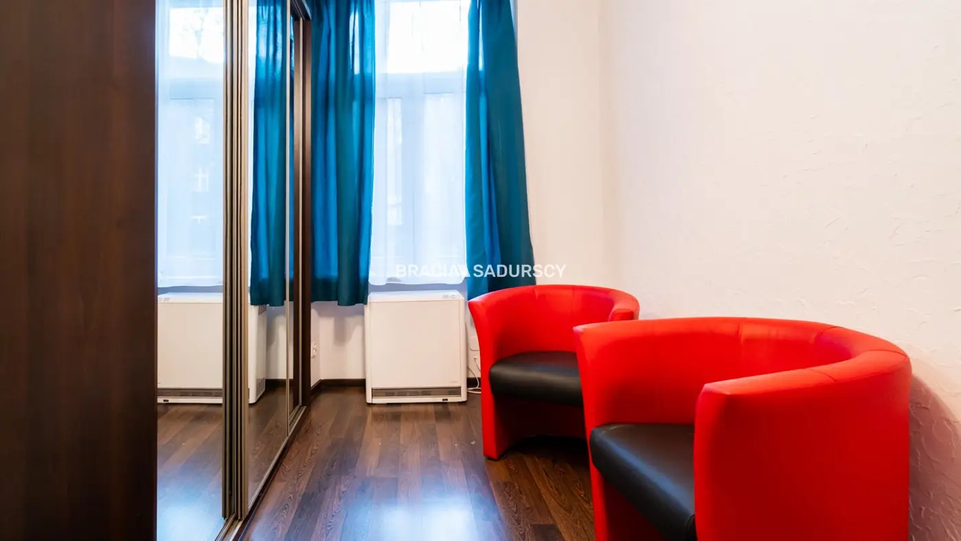 3 pokojowe mieszkanie Blisko Rynku Głównego.