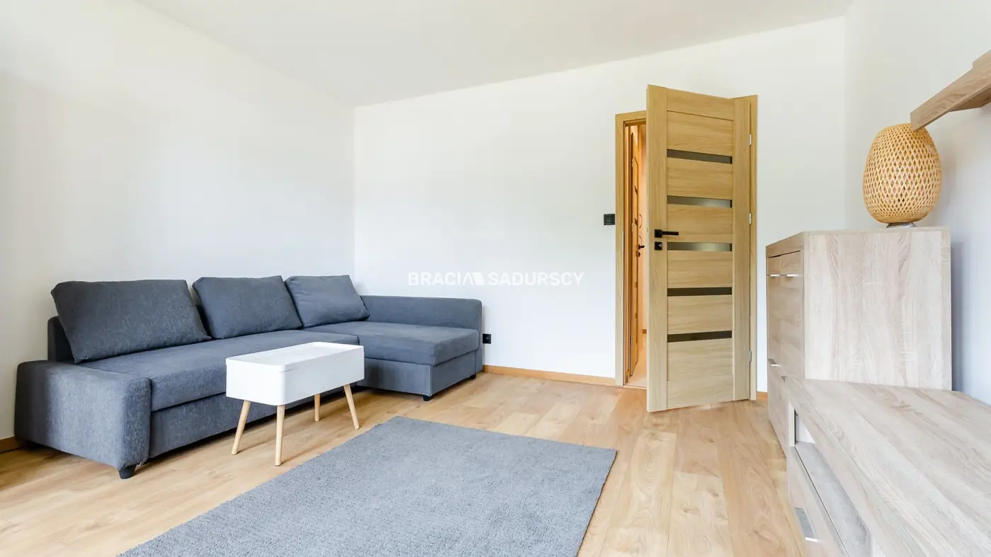 WYNAJMĘ MIESZKANIE 2 pokoje i gabinet, DO WEJŚCIA.