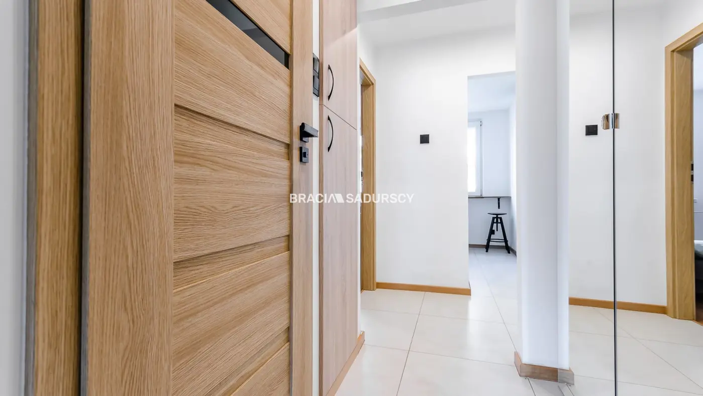 WYNAJMĘ MIESZKANIE 2 pokoje i gabinet, DO WEJŚCIA.