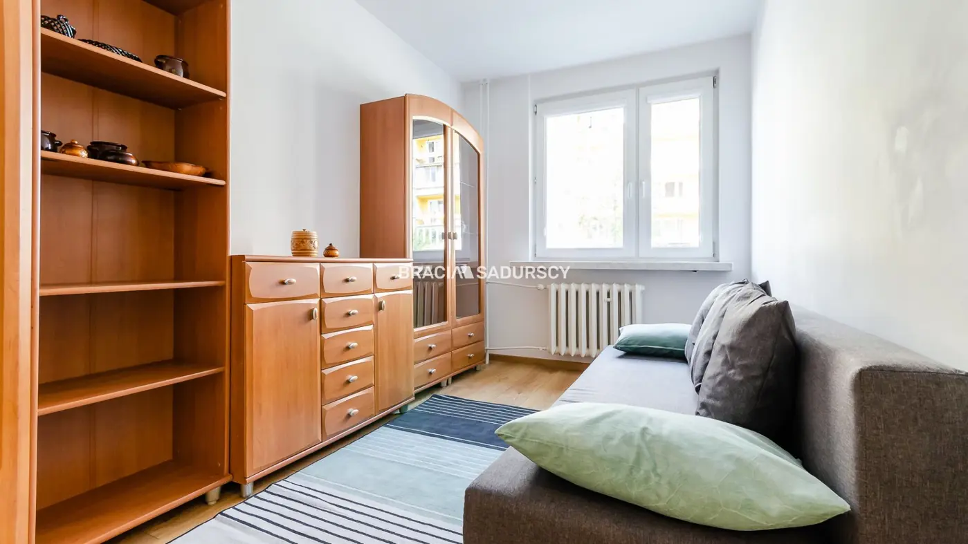 WYNAJMĘ MIESZKANIE 2 pokoje i gabinet, DO WEJŚCIA.