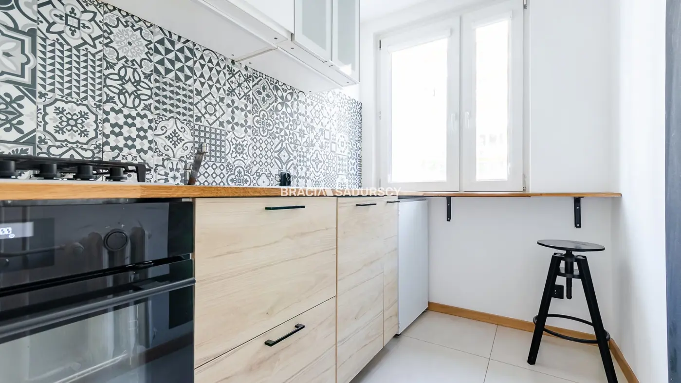 WYNAJMĘ MIESZKANIE 2 pokoje i gabinet, DO WEJŚCIA.