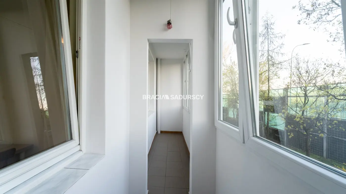 1 pok oddzielna jasna kuchnia Stare Podgórze