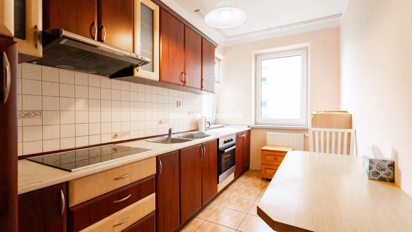 1pok ok 34m2 Kraków Rżąska