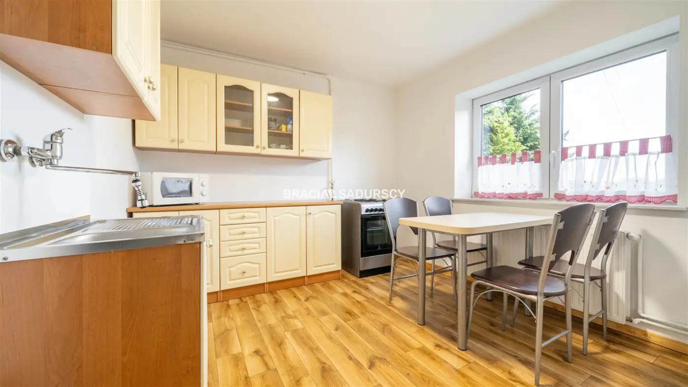 DO WYNAJĘCIA DOM W TYŃCU NA KAMERALNEJ DZIAŁCE