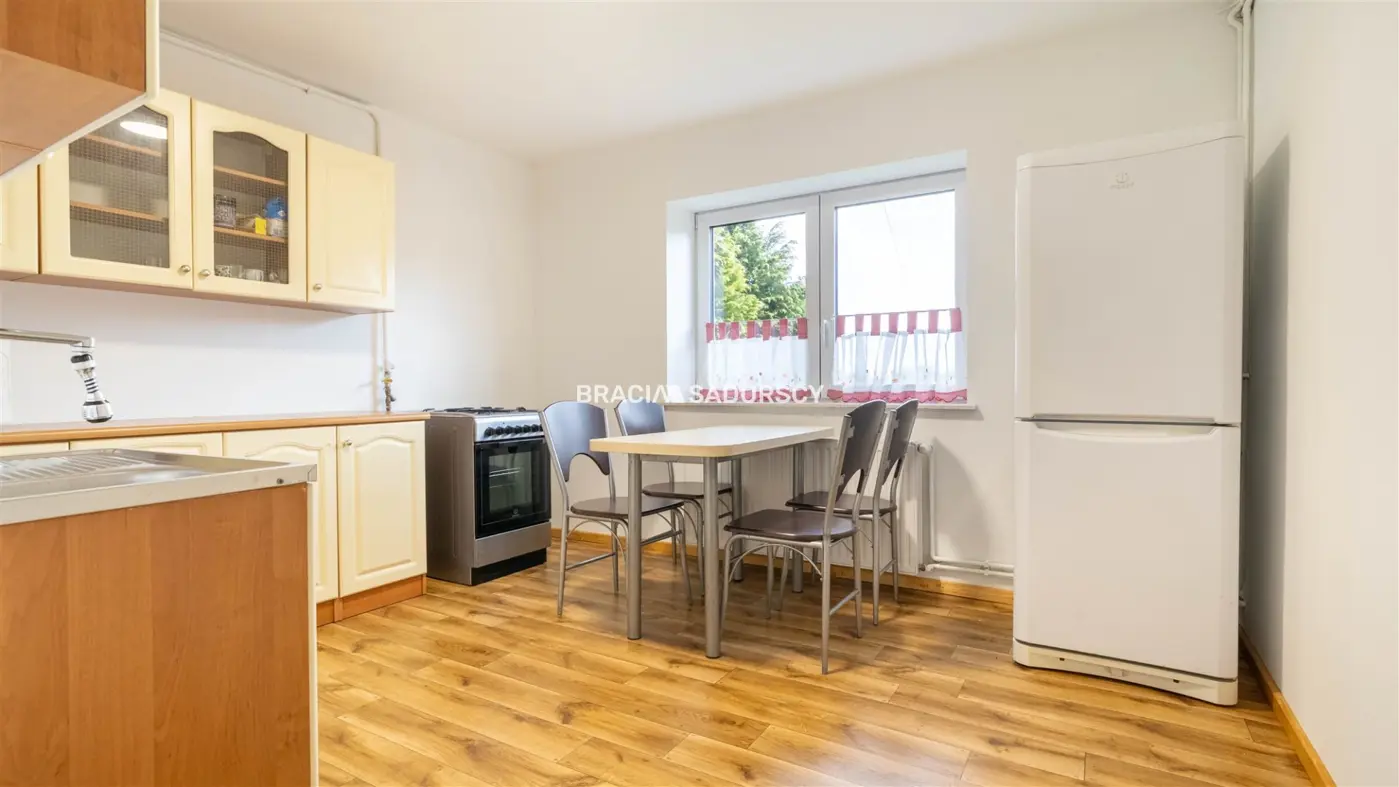 DO WYNAJĘCIA DOM W TYŃCU NA KAMERALNEJ DZIAŁCE