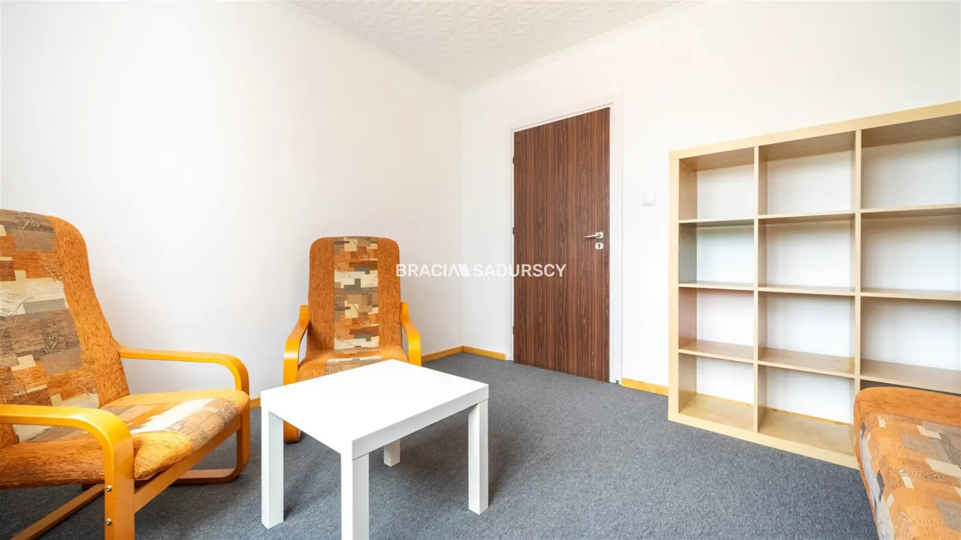 DO WYNAJĘCIA DOM W TYŃCU NA KAMERALNEJ DZIAŁCE