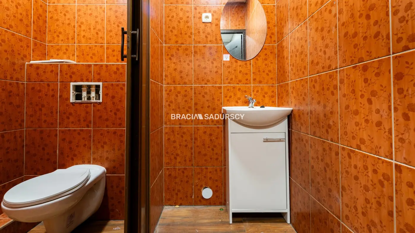 Kurdwanów lokal front 75 m2