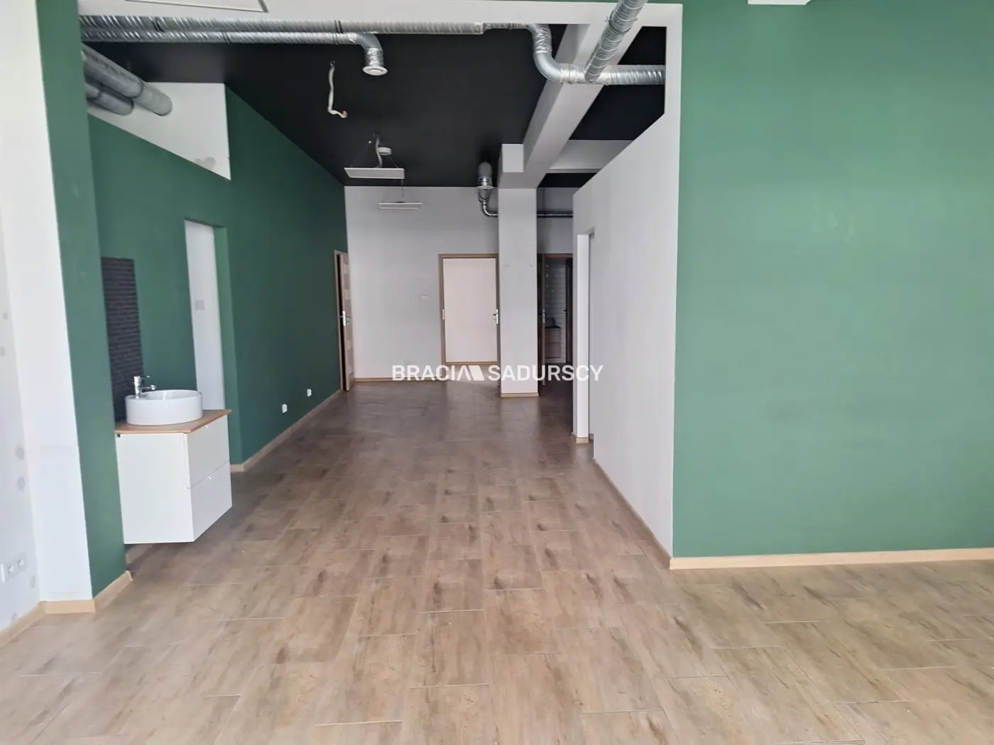 Lokal przy ul. Dąbskiej,nowoczesny,do wejścia