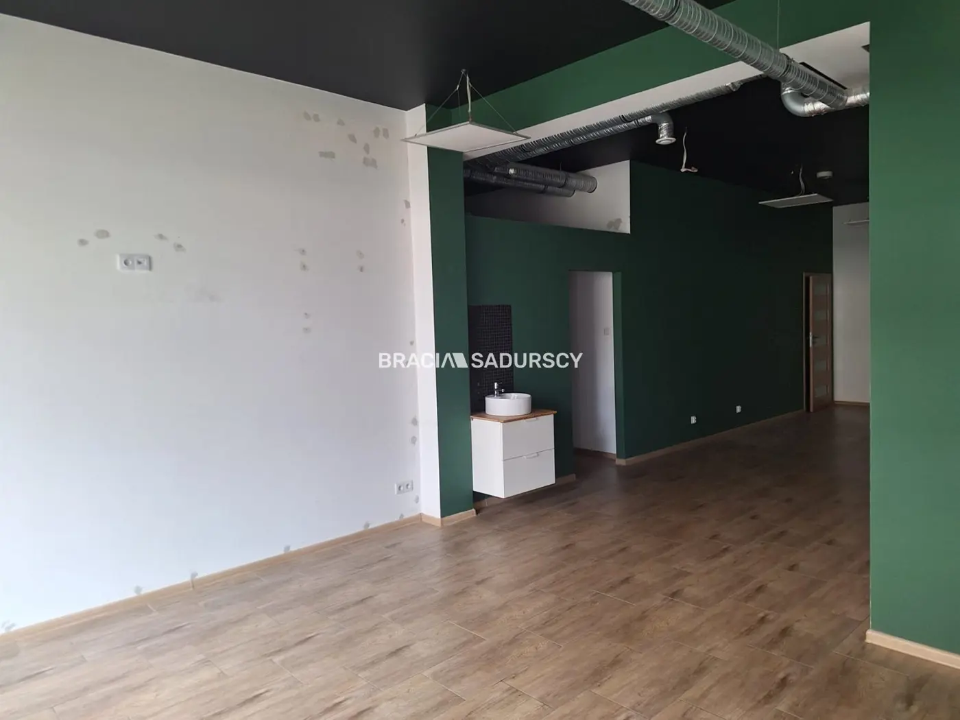 Lokal przy ul. Dąbskiej,nowoczesny,do wejścia