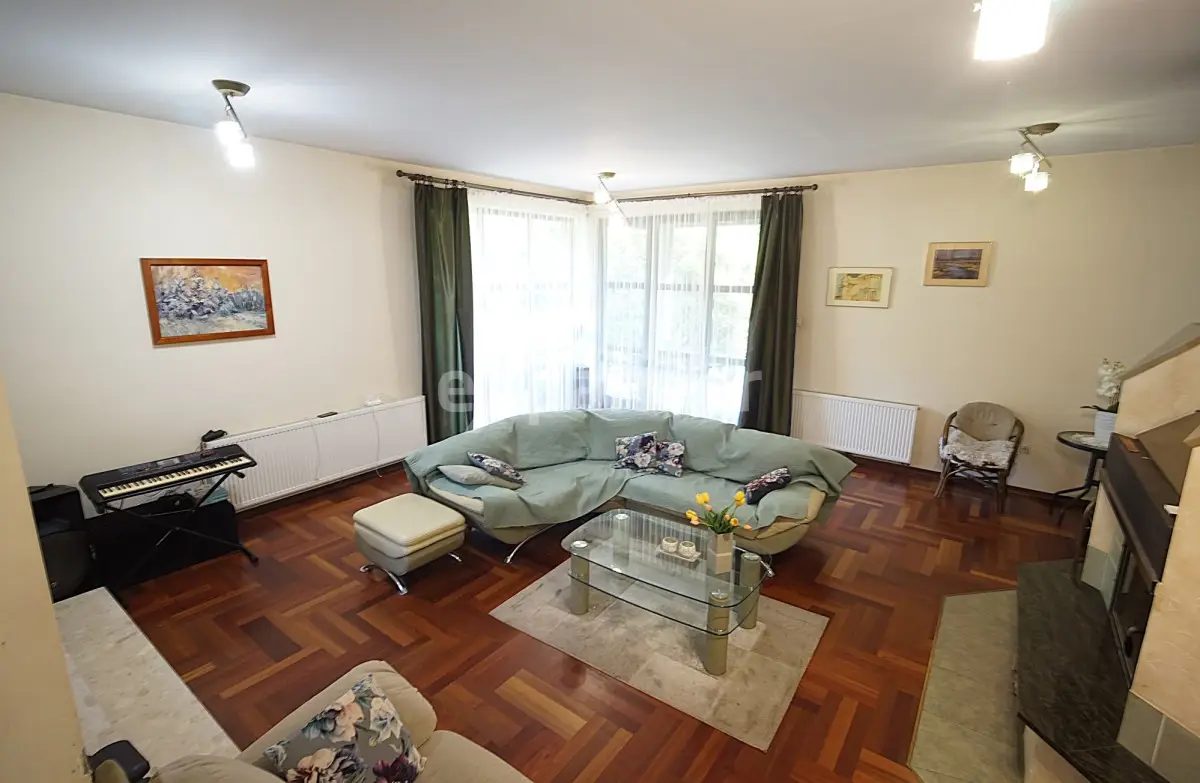 Wyjątkowa rezydencja z pięknym ogrodem, Przemyśl