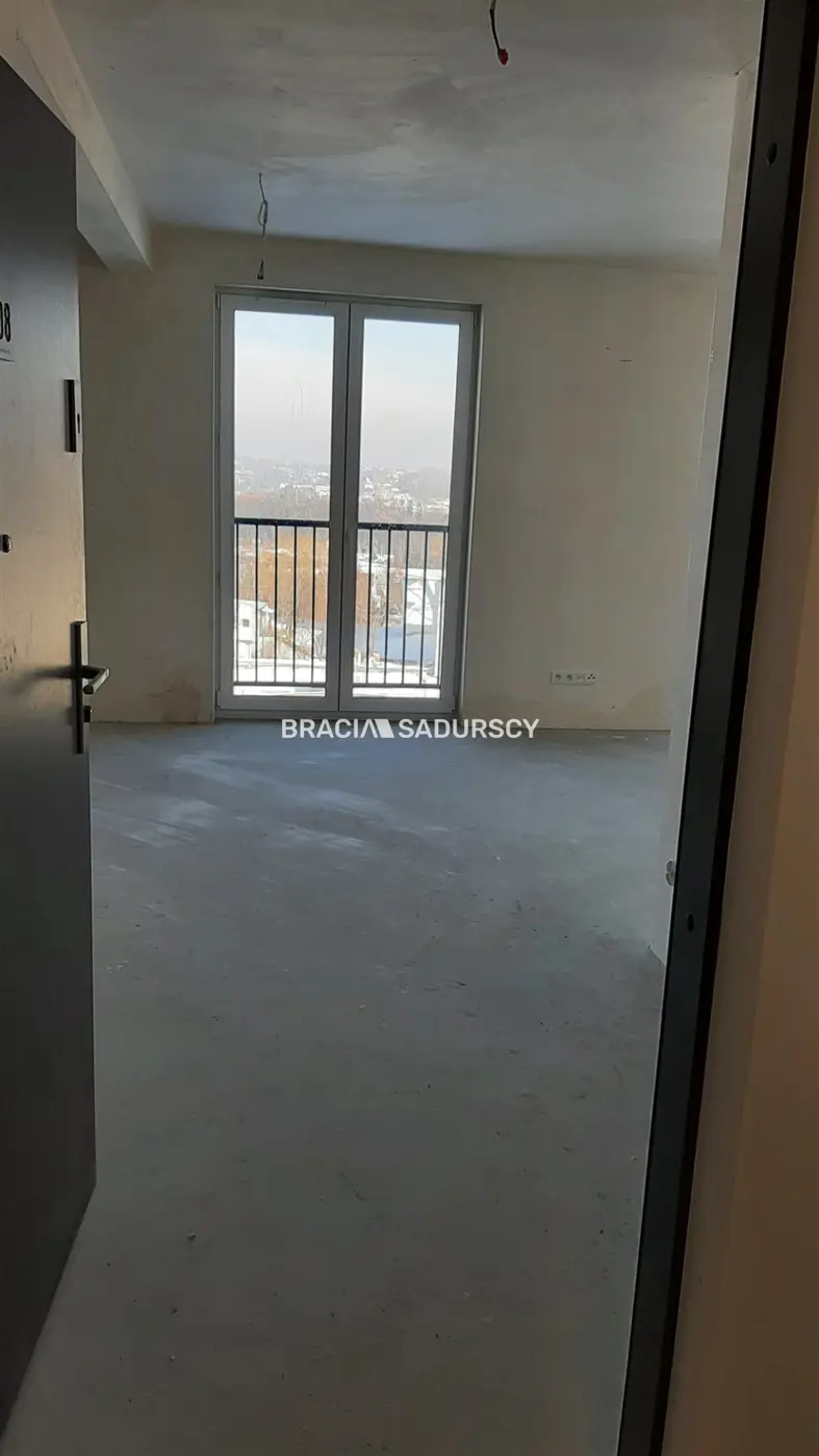 Dwupoziomowe mieszkanie, Wieliczka os. Klasno