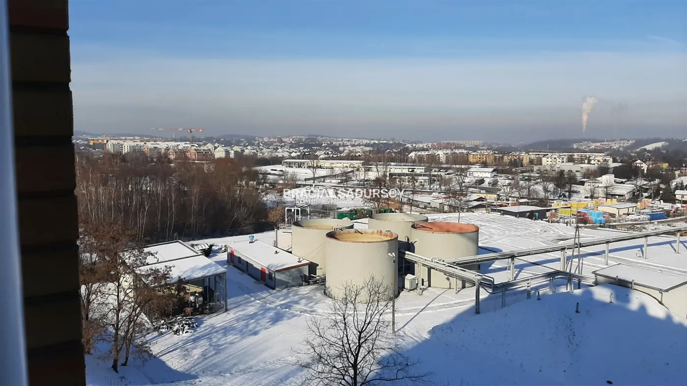 Dwupoziomowe mieszkanie, Wieliczka os. Klasno