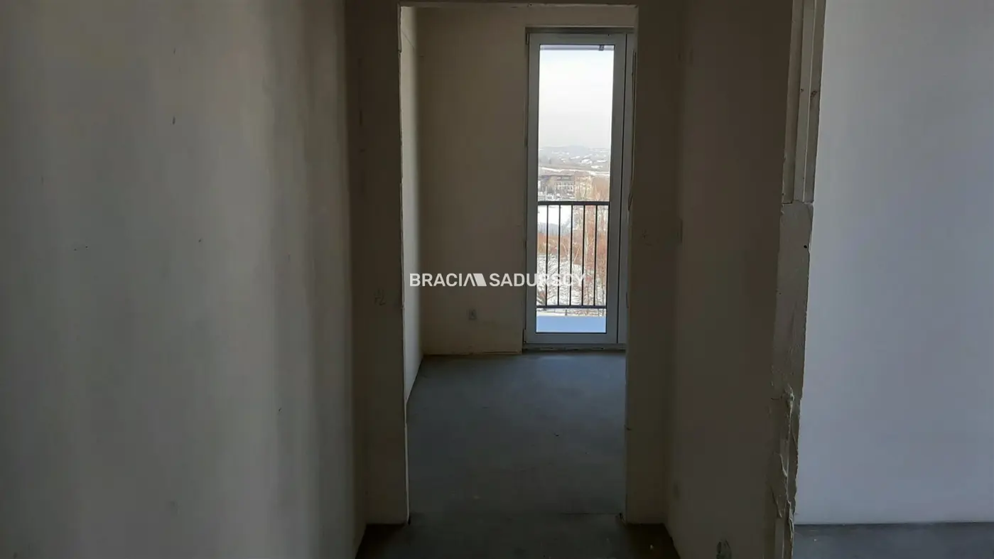 Dwupoziomowe mieszkanie, Wieliczka os. Klasno