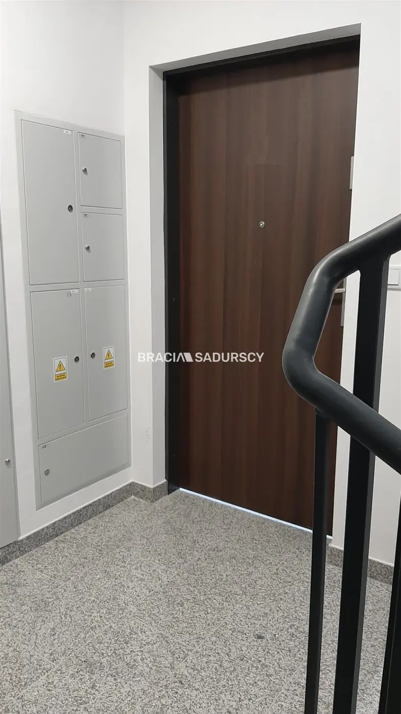 Dwupoziomowe mieszkanie, Wieliczka os. Klasno