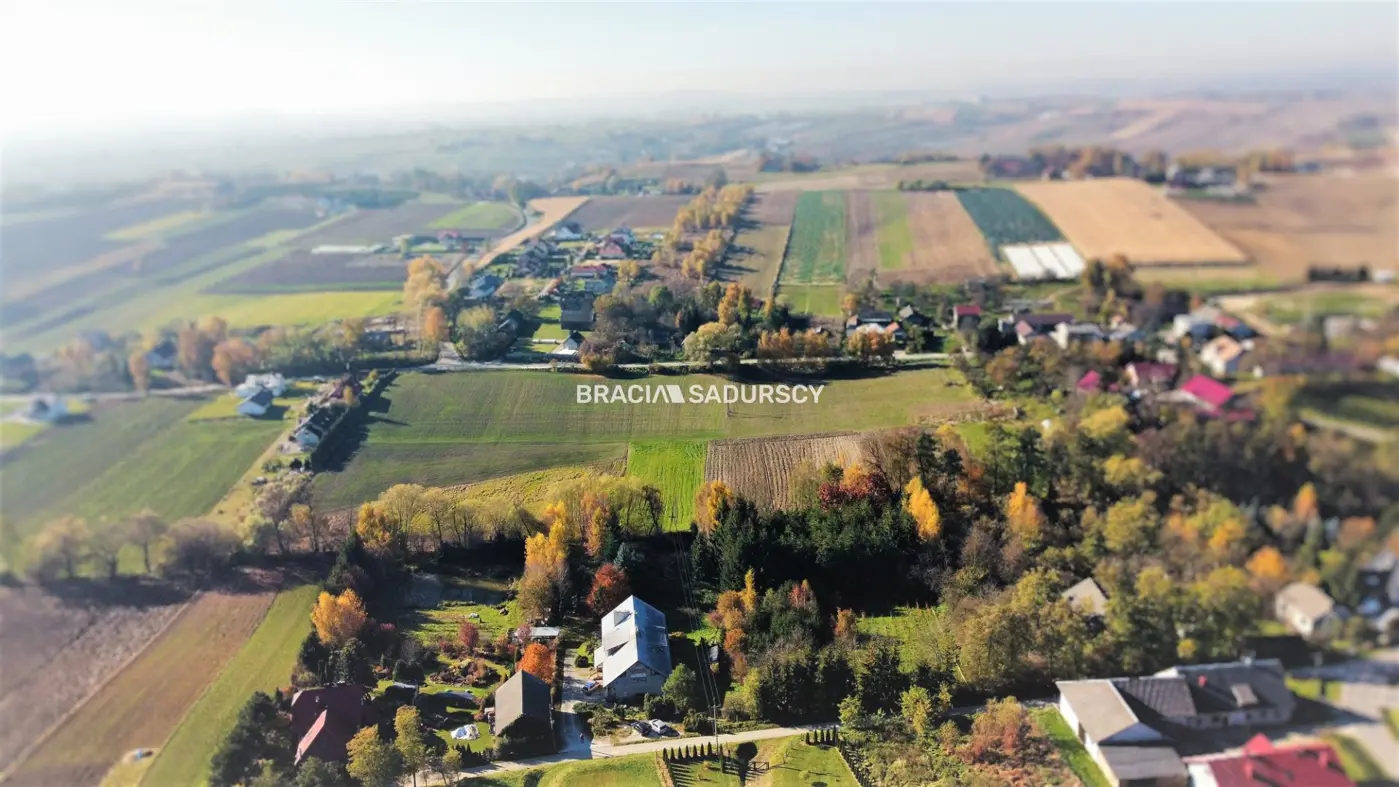 Wolnostojący dom ok. 600 m2