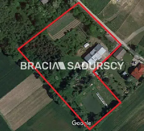 Wolnostojący dom ok. 600 m2