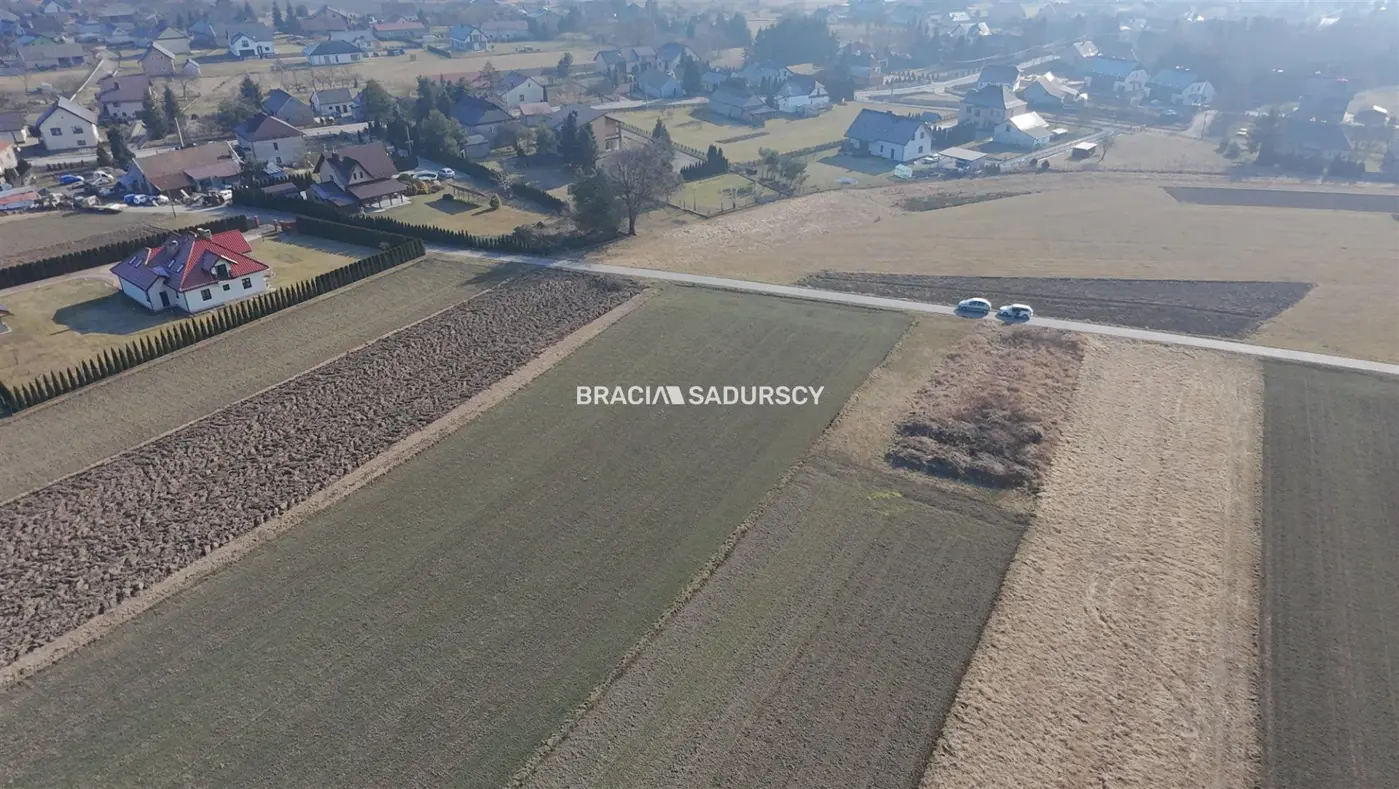 Na sprzedaż działka budowlana 77arów