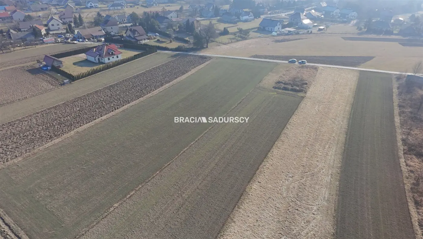 Na sprzedaż działka budowlana 77arów