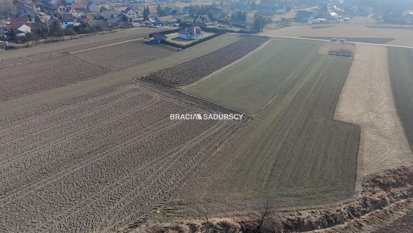 Na sprzedaż działka budowlana 77arów