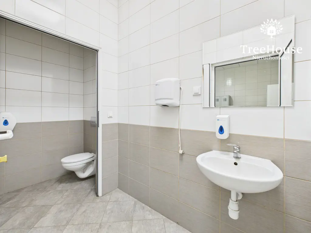 Olsztyn, Tracka 5 – hala, magazyn, biura, plac