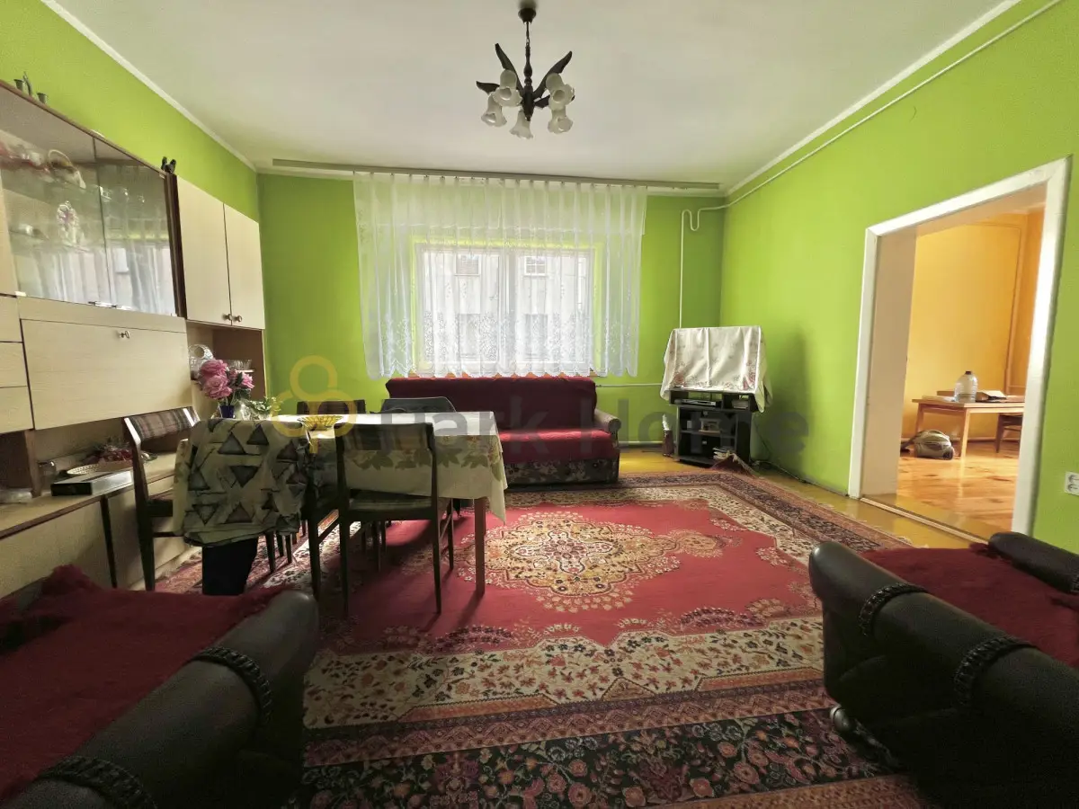 Dom, 5 pokoi 400 m² na sprzedaż - Gaworzyce
