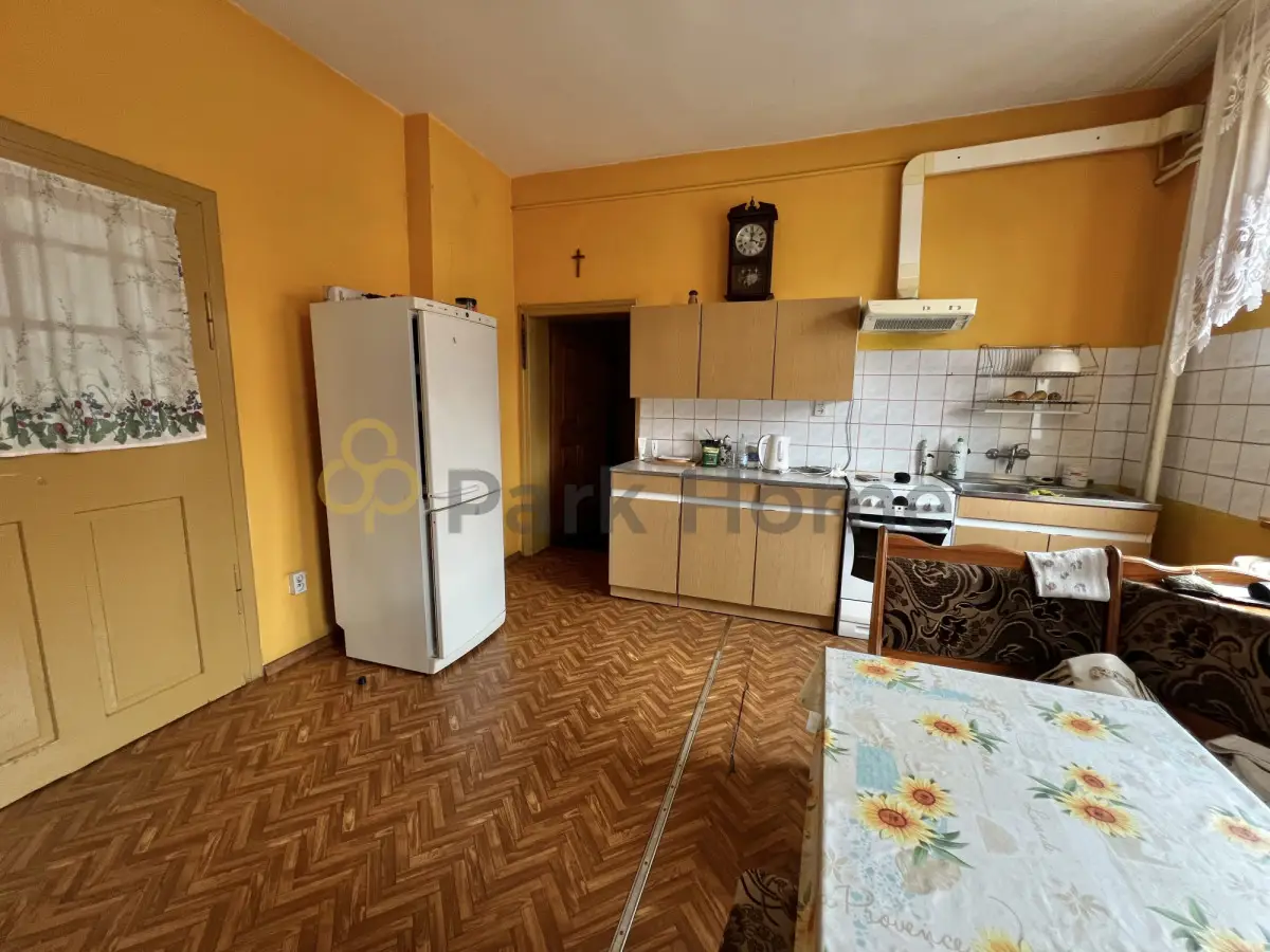 Dom, 5 pokoi 400 m² na sprzedaż - Gaworzyce