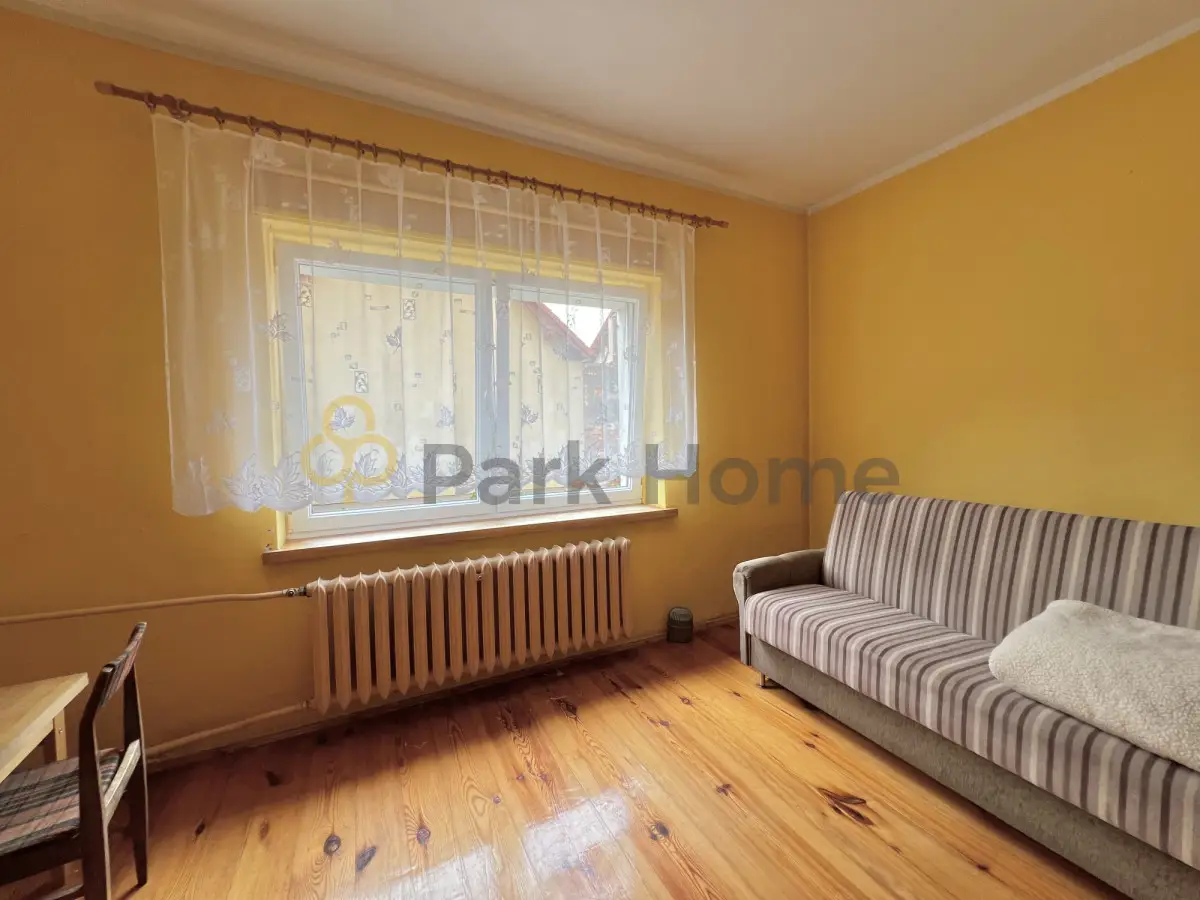 Dom, 5 pokoi 400 m² na sprzedaż - Gaworzyce