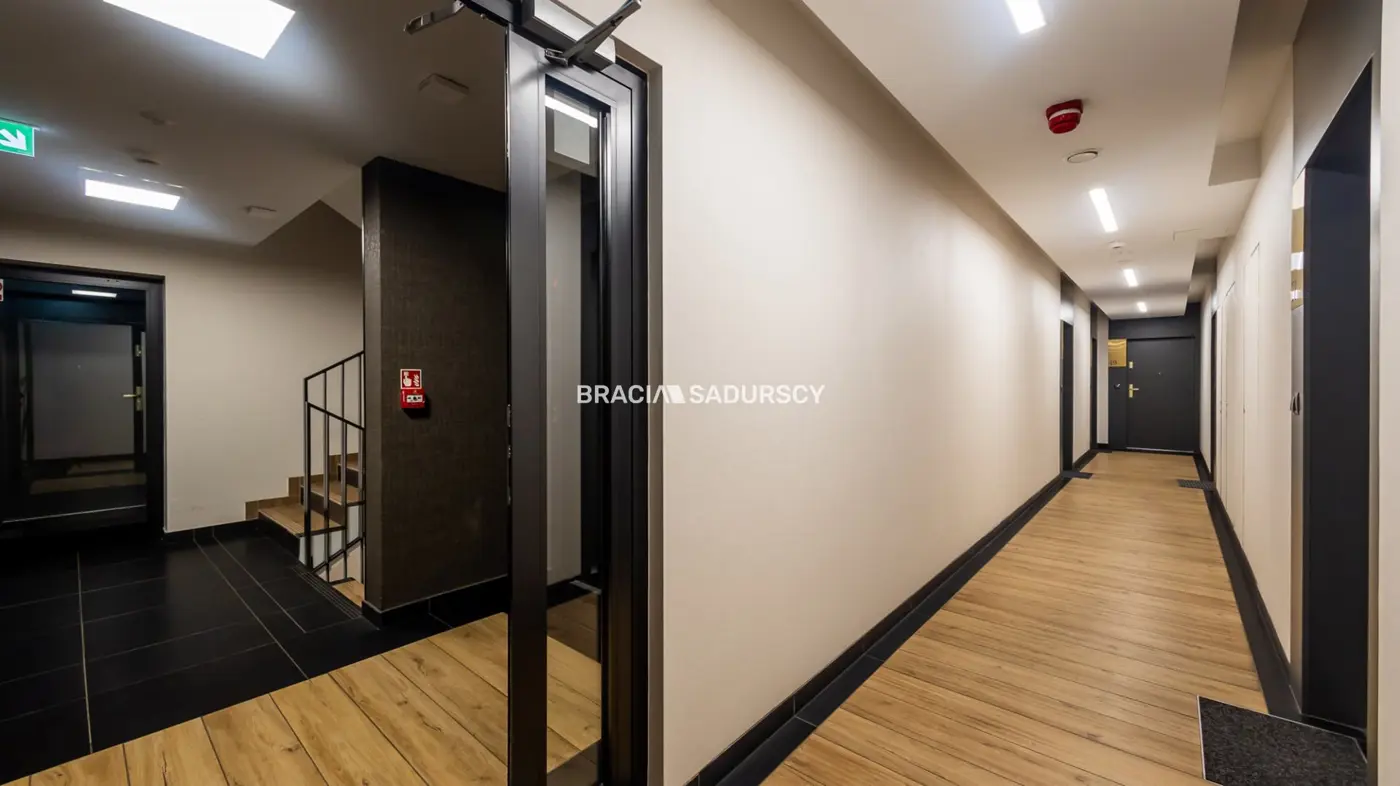 2-pok -NY Residence/Wrocławska