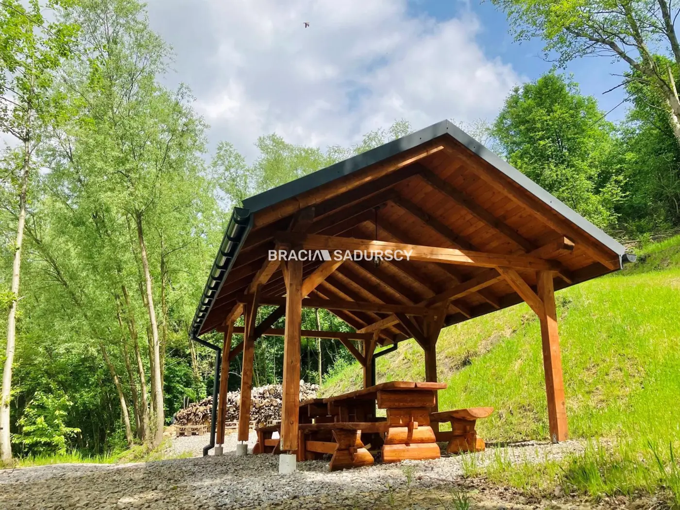 Bliźniak z garażem i ogrodem - 245,38 m2