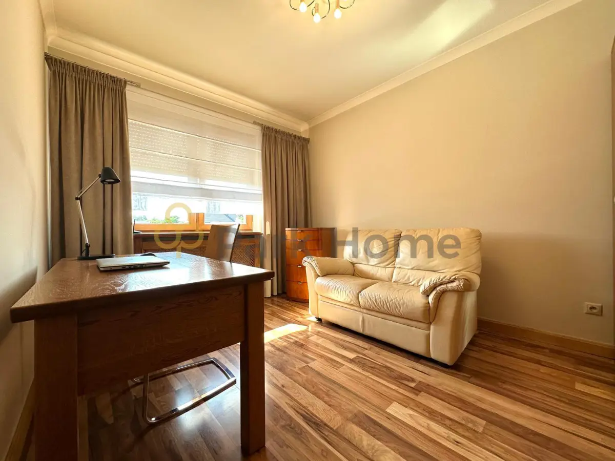 Dom, 5 pokoi 177 m² na sprzedaż - Wschowa