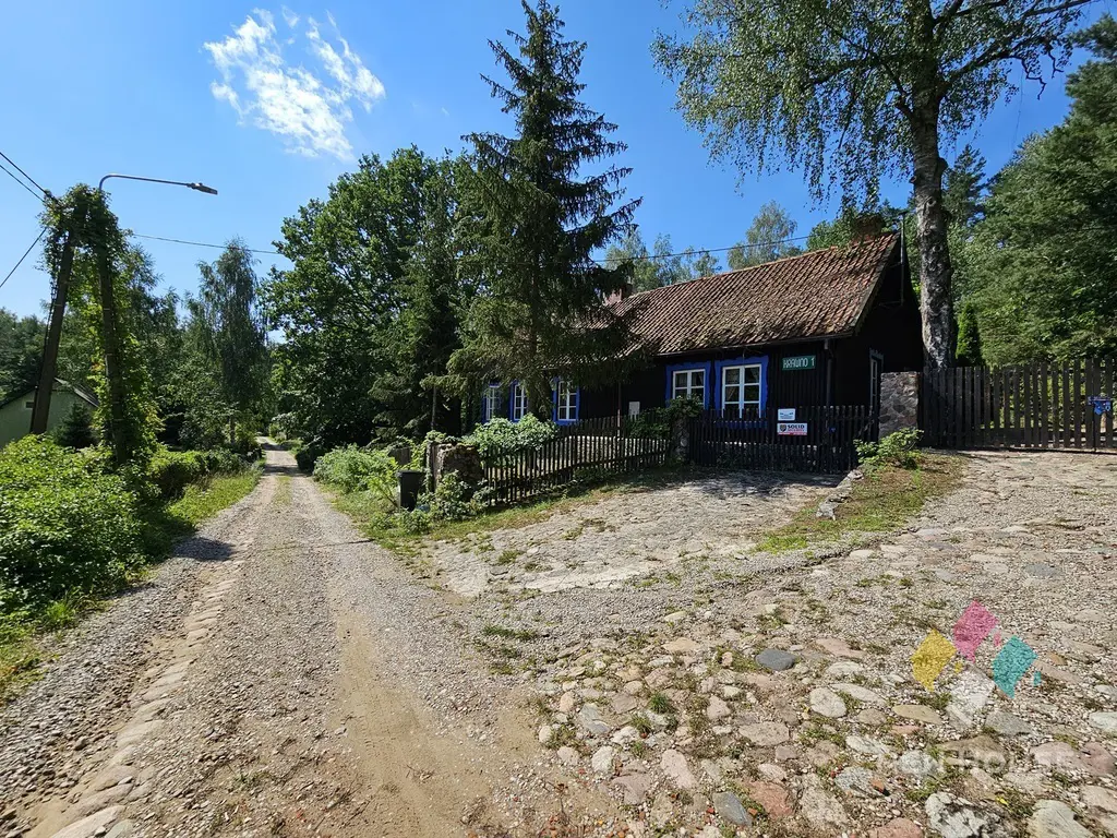 Urocza działka, jezioro, las, pozwolenie na budowę