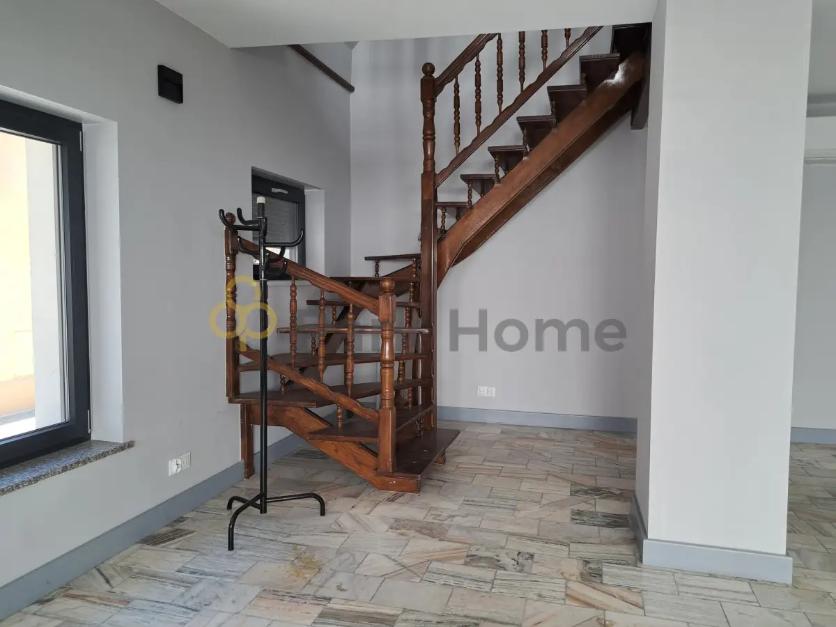 Lokal użytkowy 109 m² na sprzedaż, Leszno