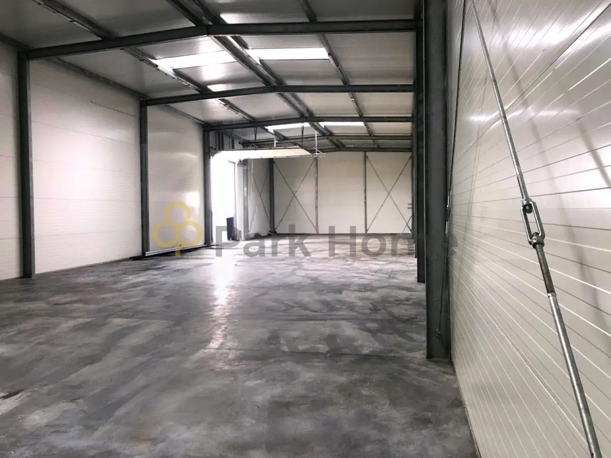 Lokal użytkowy 360 m² na sprzedaż, Jerka