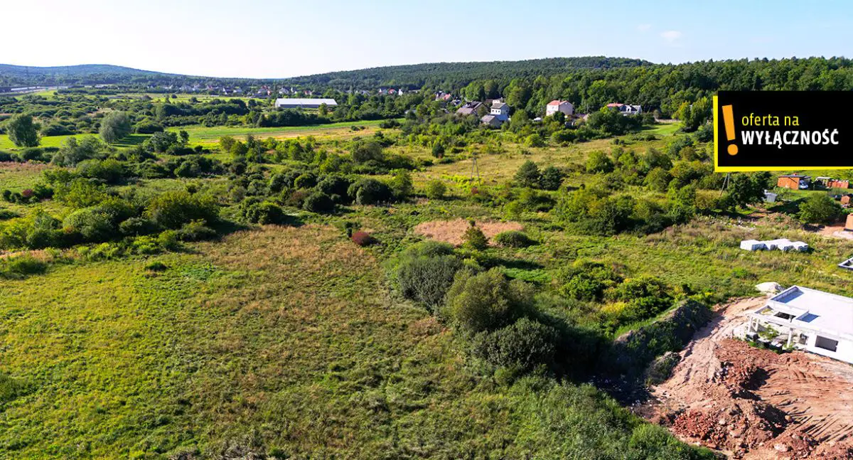 Wyjątkowa działka 5056 m² z widokiem blisko Chęcin
