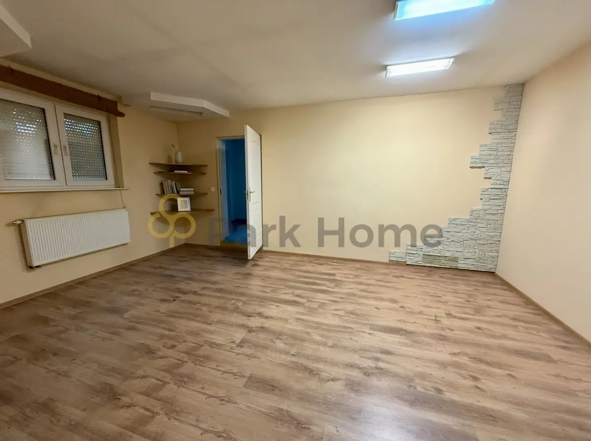 Lokal użytkowy 599 m² na sprzedaż, Żagań