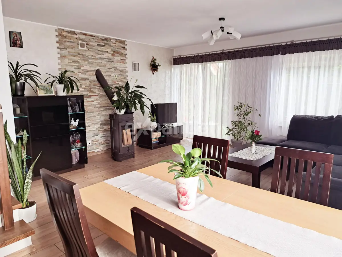 Piękna szeregówka, działka 3,65ar, segm. skrajny