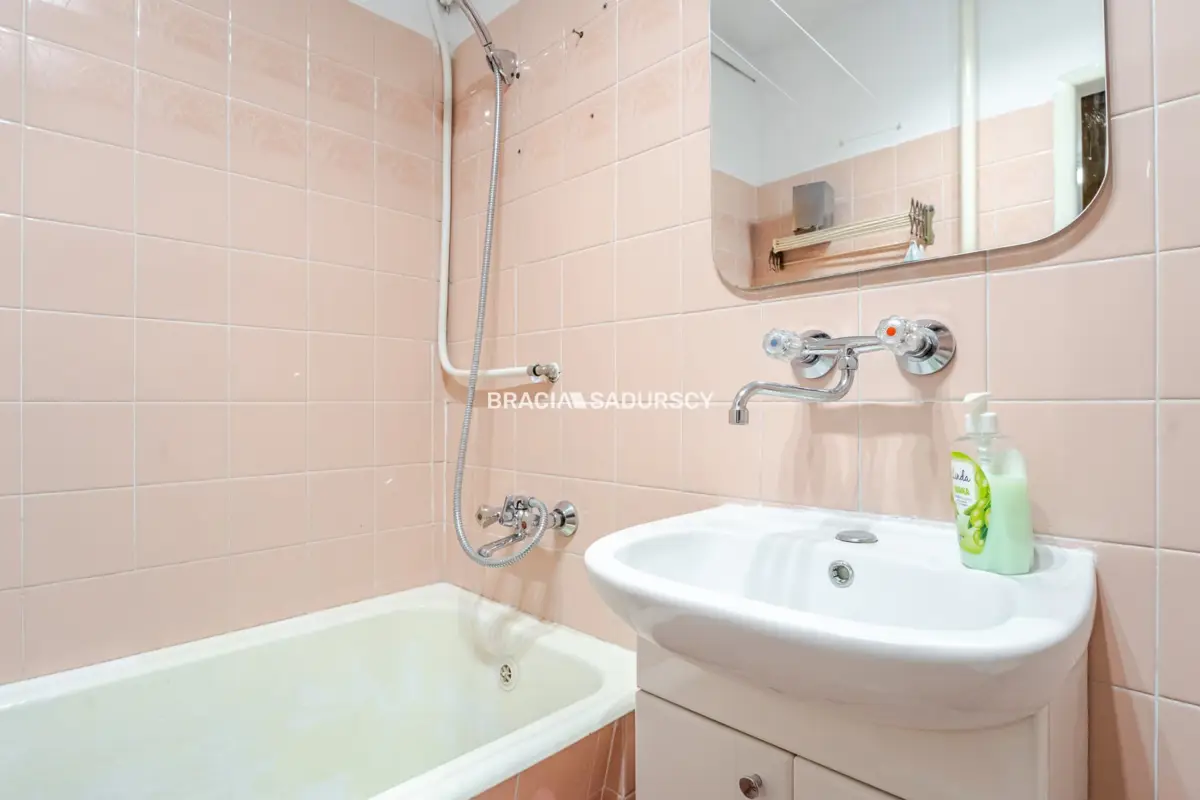 2 pokojowe os Albertyńskie