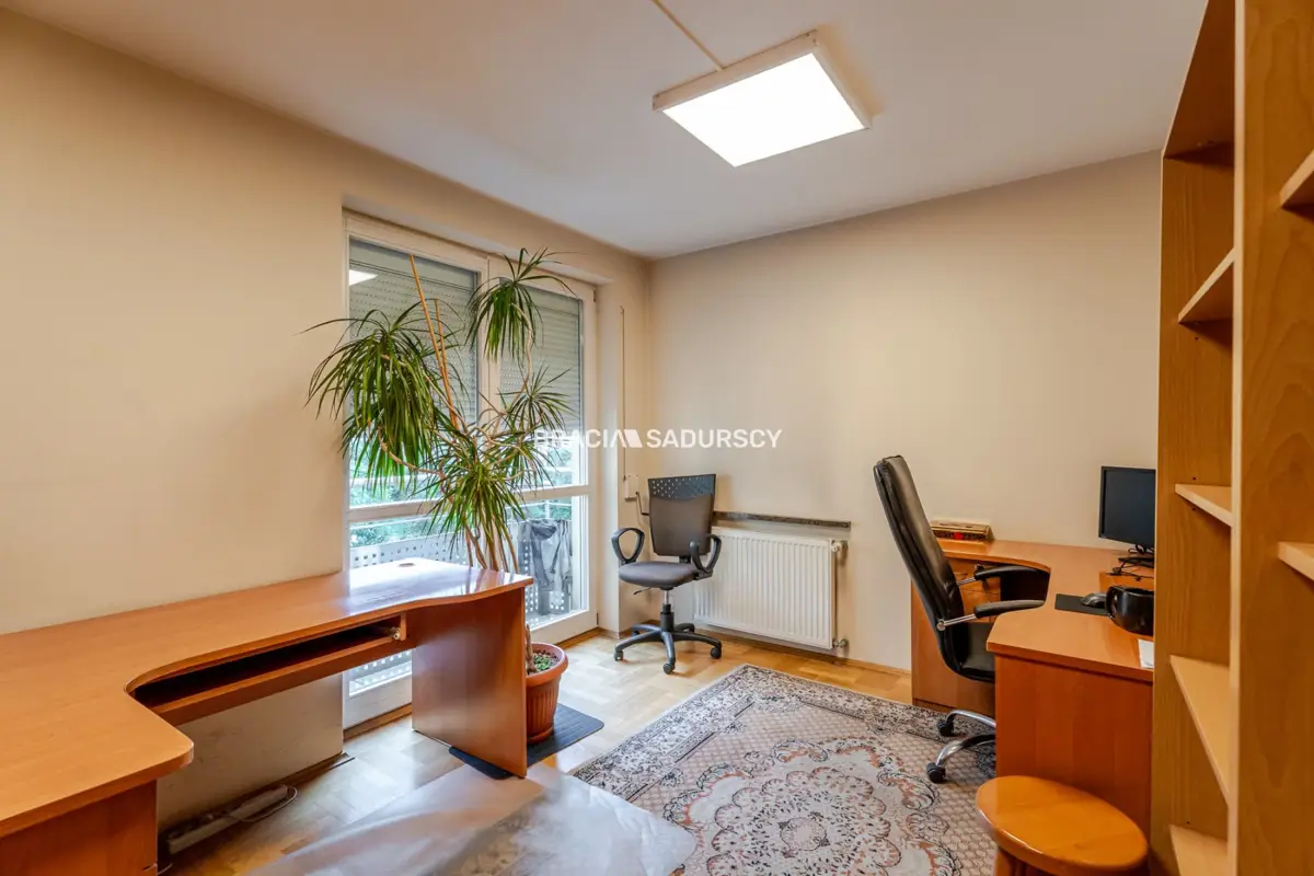 3 pok Modrzejewskiej, Krowodrza