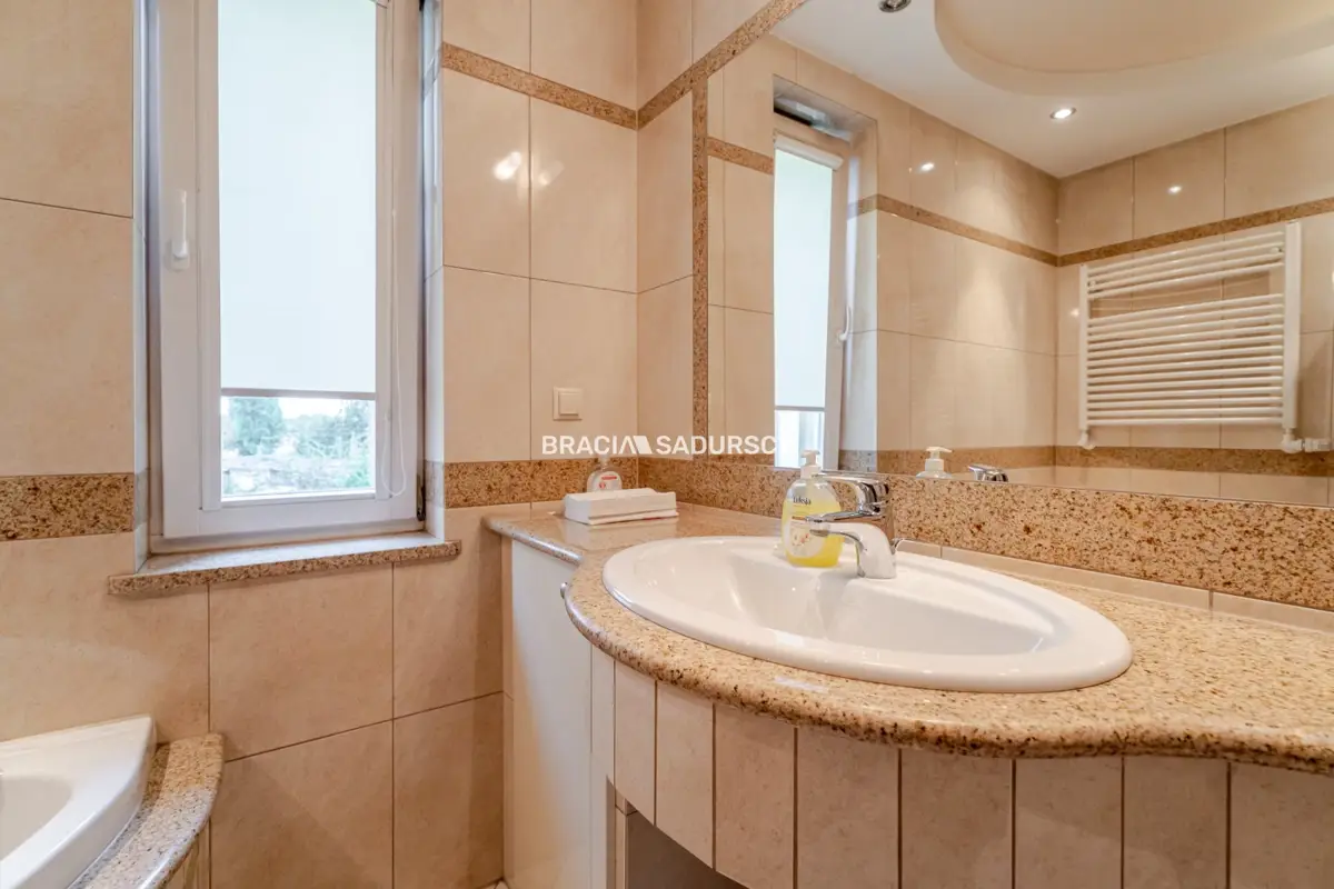 3 pok Modrzejewskiej, Krowodrza