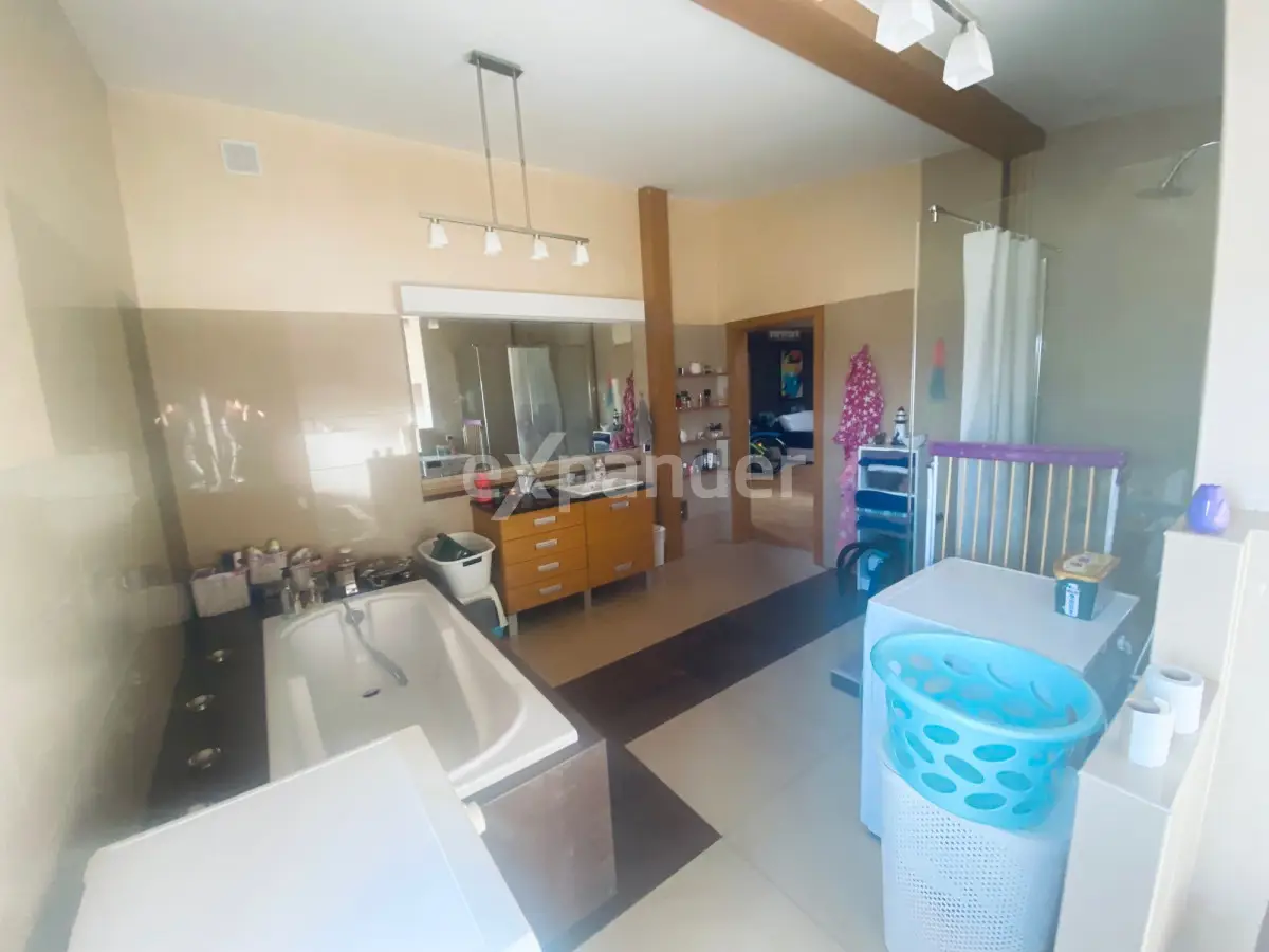 Przestronny Apartament na wynajem, Wręczyca Wielka