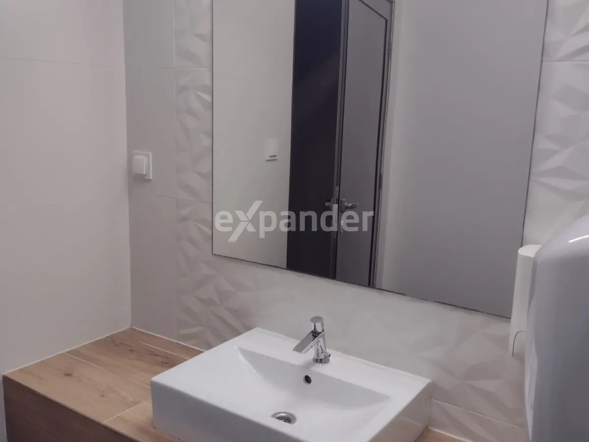 lokal użytkowy 185 m2