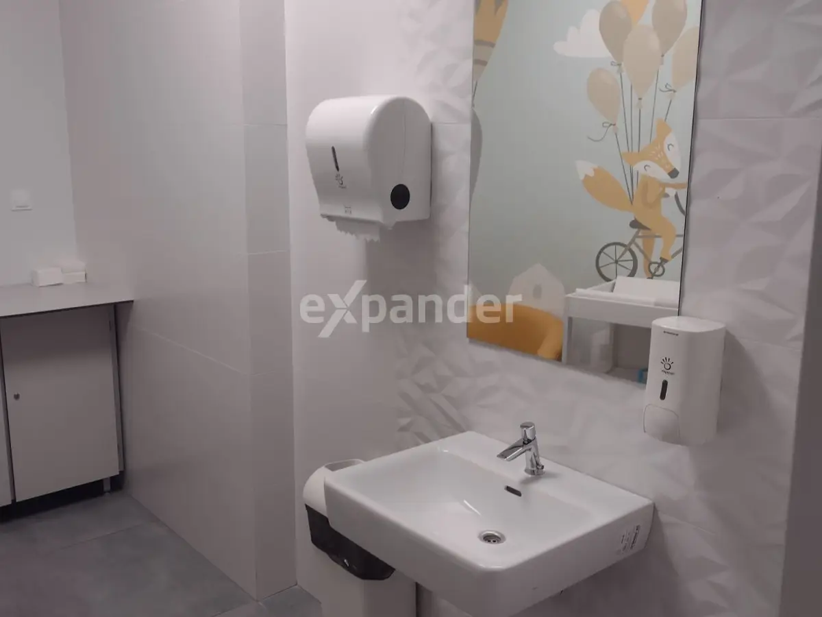 lokal użytkowy 185 m2