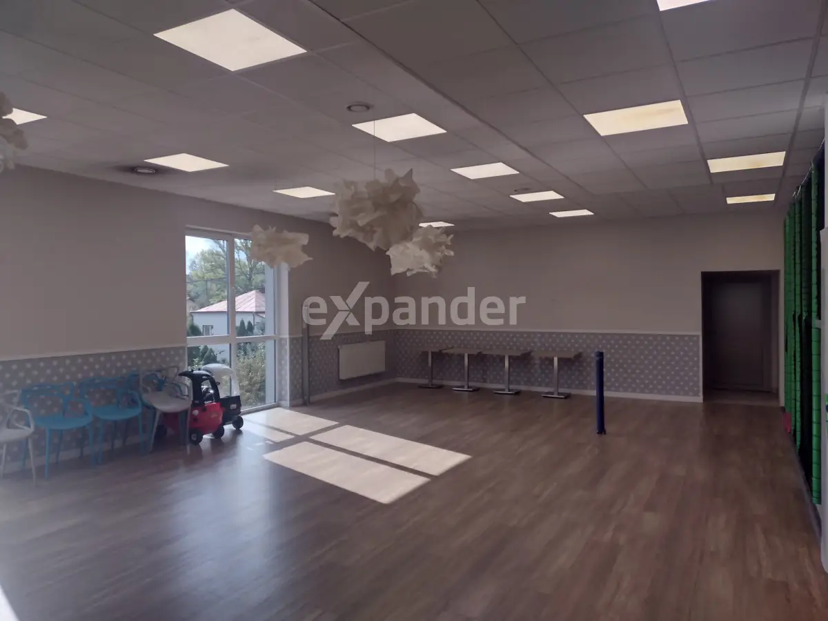 lokal użytkowy 185 m2