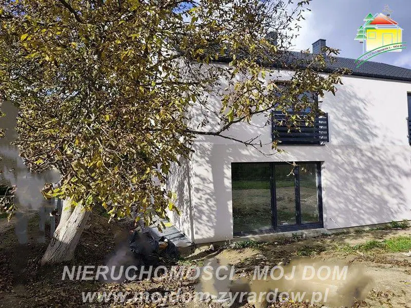 Dom w stanie deweloperskim blisko centrum Mszczonowa.