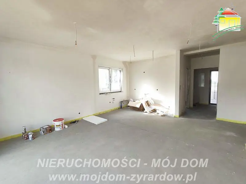 Dom w stanie deweloperskim blisko centrum Mszczonowa.