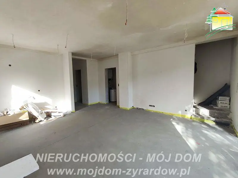 Dom w stanie deweloperskim blisko centrum Mszczonowa.