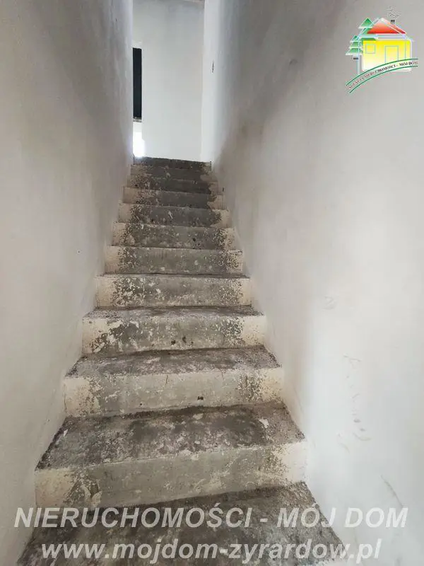 Dom w stanie deweloperskim blisko centrum Mszczonowa.