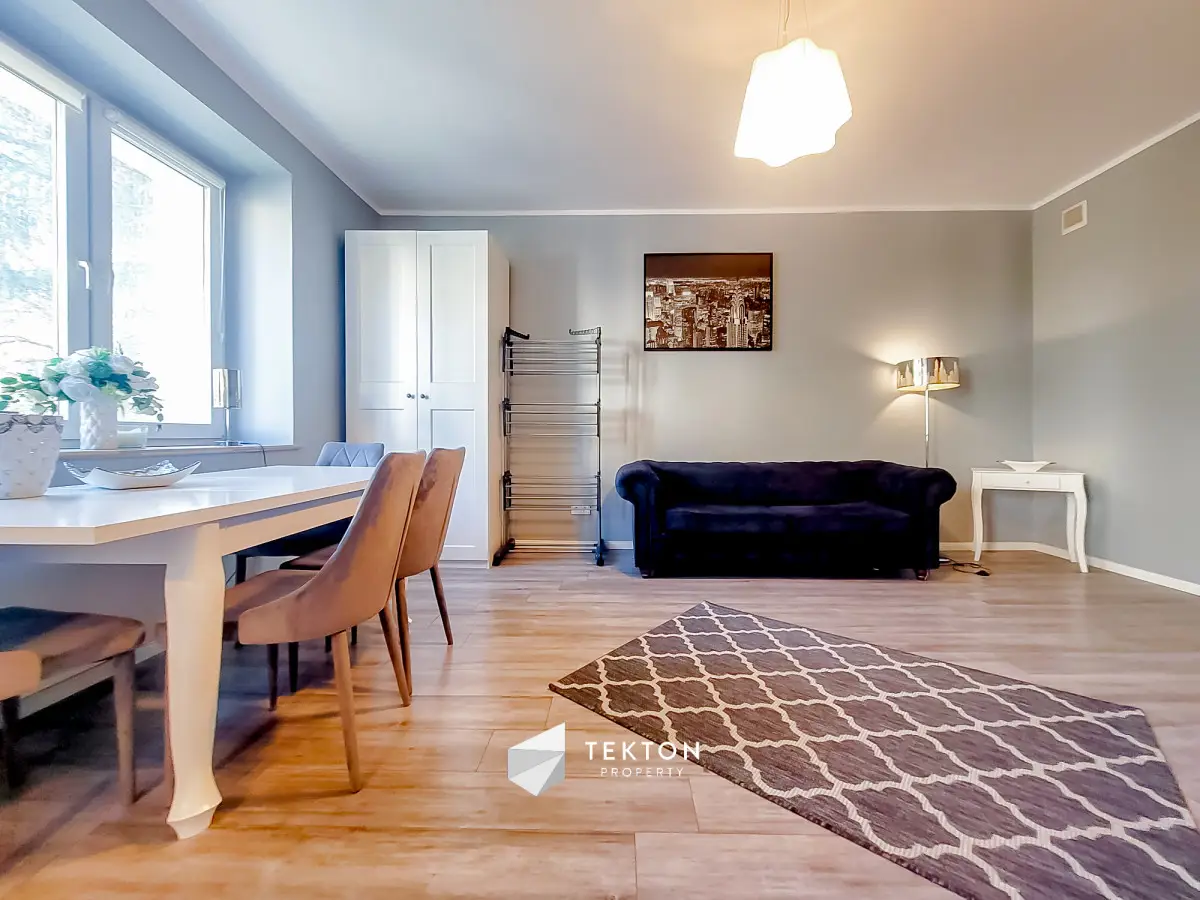 Cicha kawalerka po remoncie z dużą piwnicą