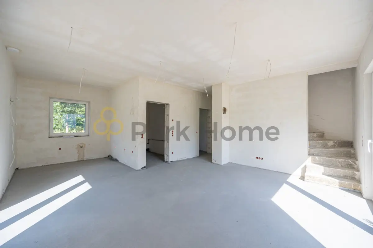 Nowy dom z własnym ogrodem - blisko natury